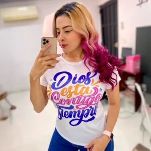 Camiseta Dios está contigo siempre